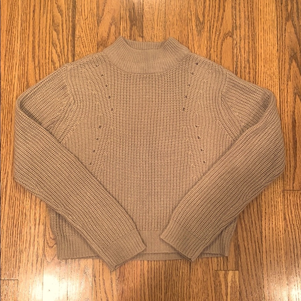 Nude-colored Sweater Crop Top!